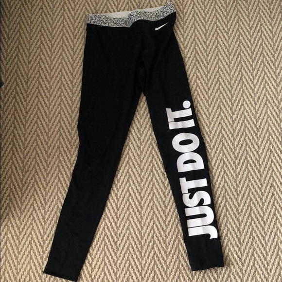 Nike Pants - Nike workout legging